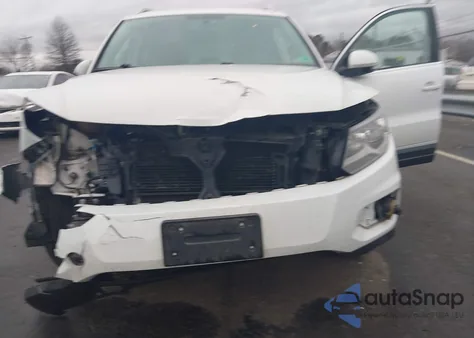 2015 Volkswagen Tiguan Se z USA, uszkodzony, nr VIN WVGAV7AX2FW509924